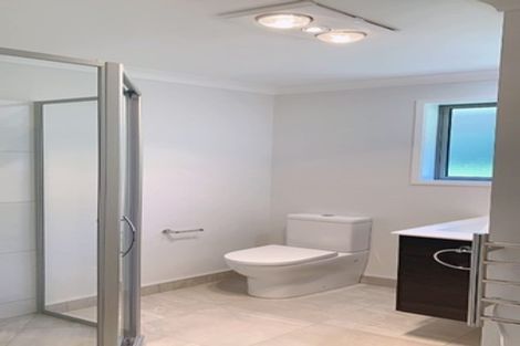 Photo of property in 16 Goh Place, Manurewa, Auckland, 2105