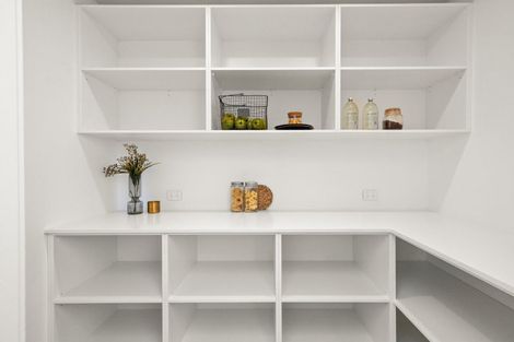 Photo of property in 15 Wai Whatu Street, Meeanee, Napier, 4110