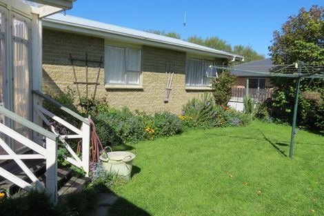 Photo of property in 22 John Street, Winton, 9720