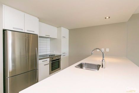 Photo of property in The Capital, 19/370 Oriental Parade, Oriental Bay, Wellington, 6011