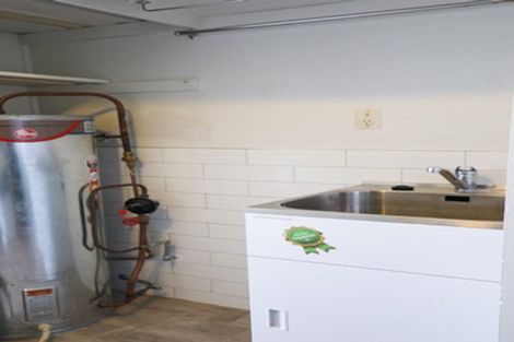 Photo of property in 4/6a View Road, Papakura, 2110