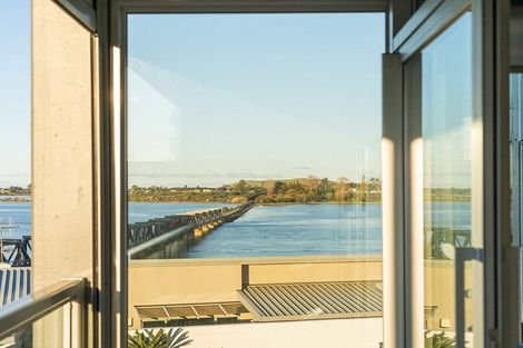 Photo of property in Elizabeth Height Apartments, 8 Elizabeth Street, Tauranga, 3110
