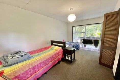 Photo of property in 9a Hutchinsons Road, Bucklands Beach, Auckland, 2014