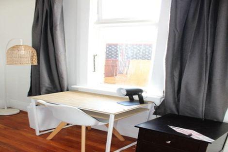 Photo of property in 268 Macandrew Road, Forbury, Dunedin, 9012