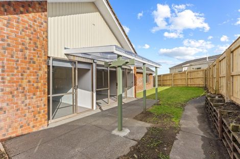 Photo of property in 20 Cross Street, Castlecliff, Whanganui, 4501