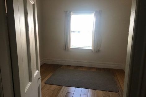 Photo of property in 80 Shakespeare Road, Bluff Hill, Napier, 4110