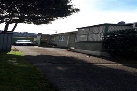 Photo of property in 2/97 Clouston Park Road, Clouston Park, Upper Hutt, 5018