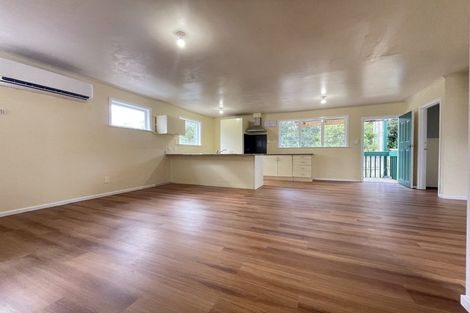 Photo of property in 36 Sherrybrooke Place, Sunnyvale, Auckland, 0612