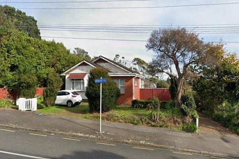 Photo of property in 126 Mangorei Road, Merrilands, New Plymouth, 4312