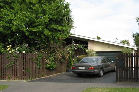 Photo of property in 30 Yardley Street, Avonhead, Christchurch, 8042