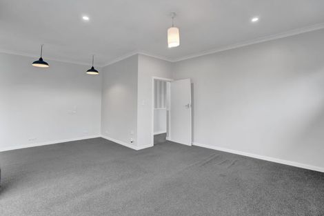 Photo of property in 55 Mill Road, Lower Vogeltown, New Plymouth, 4310