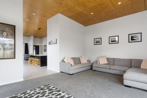 Photo of property in 23 Selliera Place, Papamoa Beach, Papamoa, 3118