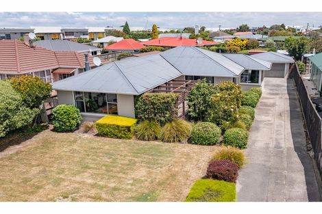 Photo of property in 63 Epsom Road, Sockburn, Christchurch, 8042