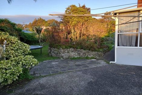 Photo of property in 27 Whaka Street, Maungaturoto, 0520
