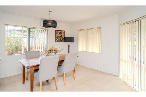 Photo of property in 11 Oakridge Drive, Kerikeri, 0230