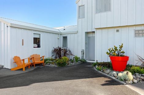 Photo of property in 12 Scott Avenue, Otaki Beach, Otaki, 5512