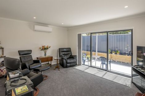 Photo of property in 69a Trafalgar Street, Levin, 5510