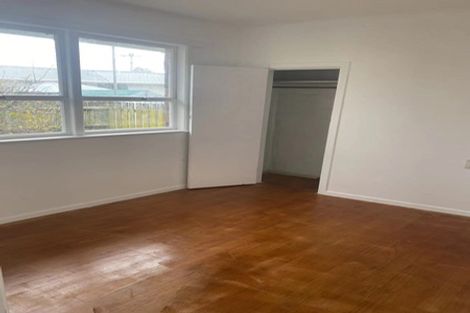 Photo of property in 42a Dale Crescent, Pakuranga, Auckland, 2010