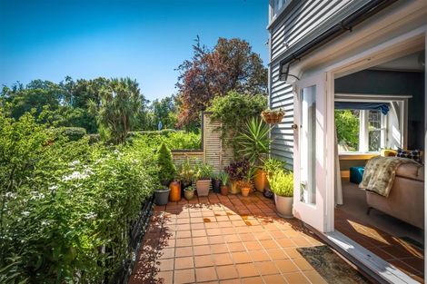 Photo of property in 56 Dyers Pass Road, Cashmere, Christchurch, 8022