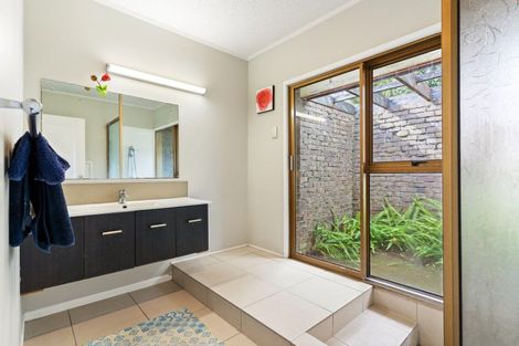 Photo of property in 137 Boucher Avenue, Te Puke, 3119