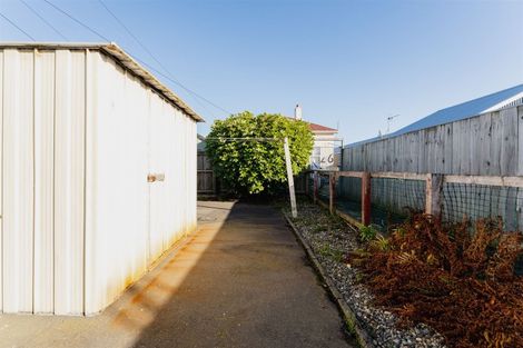 Photo of property in 28 Reid Road, South Dunedin, Dunedin, 9012