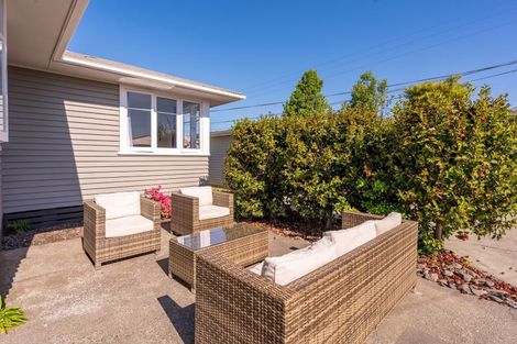 Photo of property in 14 Warwick Crescent, Taradale, Napier, 4112
