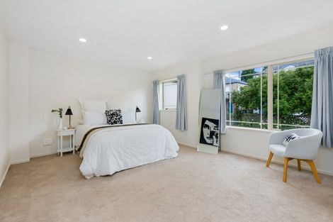 Photo of property in 145f Hobsonville Road, West Harbour, Auckland, 0618