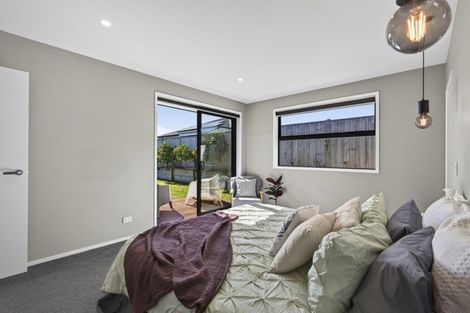 Photo of property in 10 Masters Lane, Waitara, 4320
