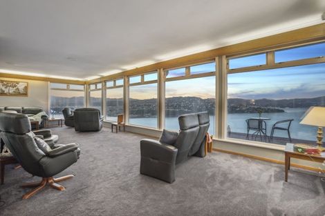 Photo of property in 43 Kaikoura Street, Maupuia, Wellington, 6022