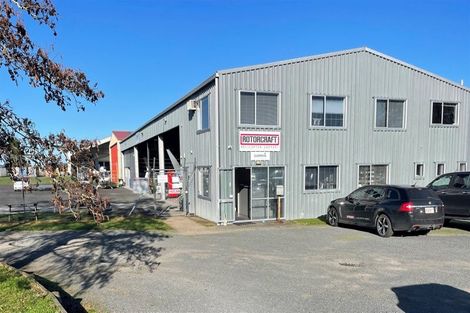 Photo of property in 1 Steele Road, Forest Lake, Hamilton, 3200