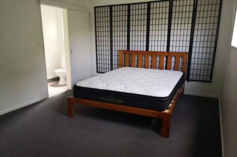 Photo of property in 18 Kiernan Place, Kelston, Auckland, 0602