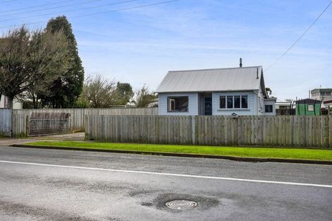 Photo of property in 196 Bridge Street, Eltham, 4322