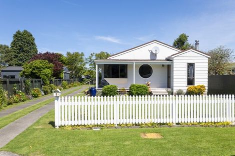 Photo of property in 8 Vivian Street, Inner Kaiti, Gisborne, 4010