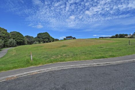 Photo of property in 42 Wonderview Road, Leigh, 0985