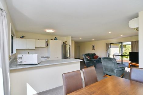 Photo of property in 39 Mauger Drive, Heathcote Valley, Christchurch, 8022