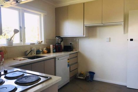 Photo of property in 2/306 Beach Road, Campbells Bay, Auckland, 0630