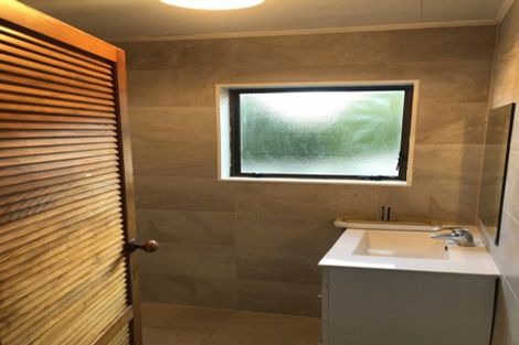 Photo of property in 1/3 Lewis Street, Blockhouse Bay, Auckland, 0600