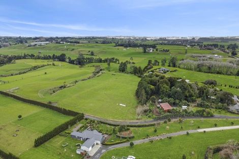 Photo of property in 412a Corbett Road, Lepperton, New Plymouth, 4373