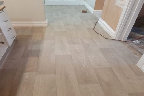 Photo of property in 45 Nikau Street, New Lynn, Auckland, 0600