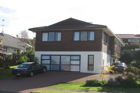 Photo of property in 86 Gosford Drive, Botany Downs, Auckland, 2010