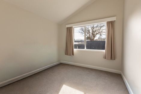 Photo of property in 37 Burgoyne Street, Woodville, 4920