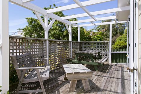 Photo of property in 17 Waitahanui Avenue, Taupo, 3330