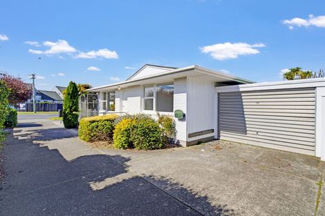 Photo of property in 1/17 Lake Terrace Road, Burwood, Christchurch, 8061