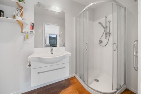 Photo of property in 15a Frederick Place, Whalers Gate, New Plymouth, 4310