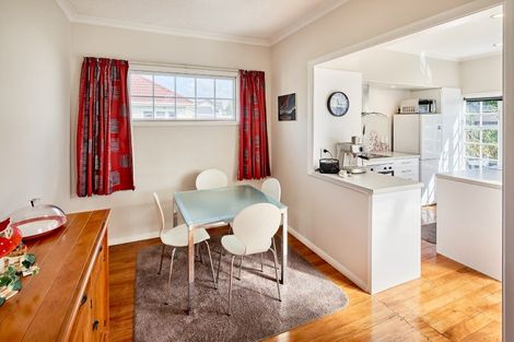 Photo of property in 36 Heretaunga Square, Silverstream, Upper Hutt, 5019