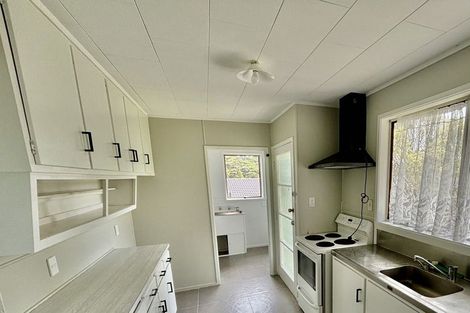 Photo of property in 13 Spinella Drive, Bayview, Auckland, 0629