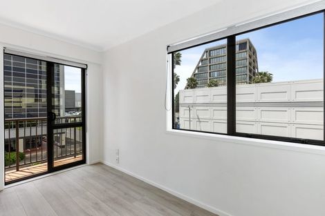 Photo of property in The Rennaissance, 5j/18 Ronwood Avenue, Manukau, Auckland, 2104