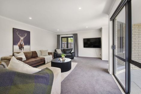 Photo of property in 31 Woodglen Drive, Woodend, 7610