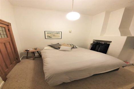 Photo of property in 294 Oriental Parade, Oriental Bay, Wellington, 6011