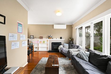 Photo of property in 67 Lake Crescent, Hamilton Lake, Hamilton, 3204